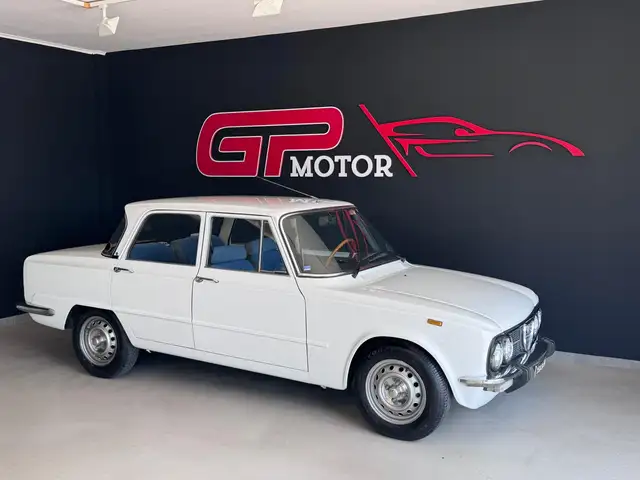 Alfa Romeo Giulia Giulia Nuova Super 1300