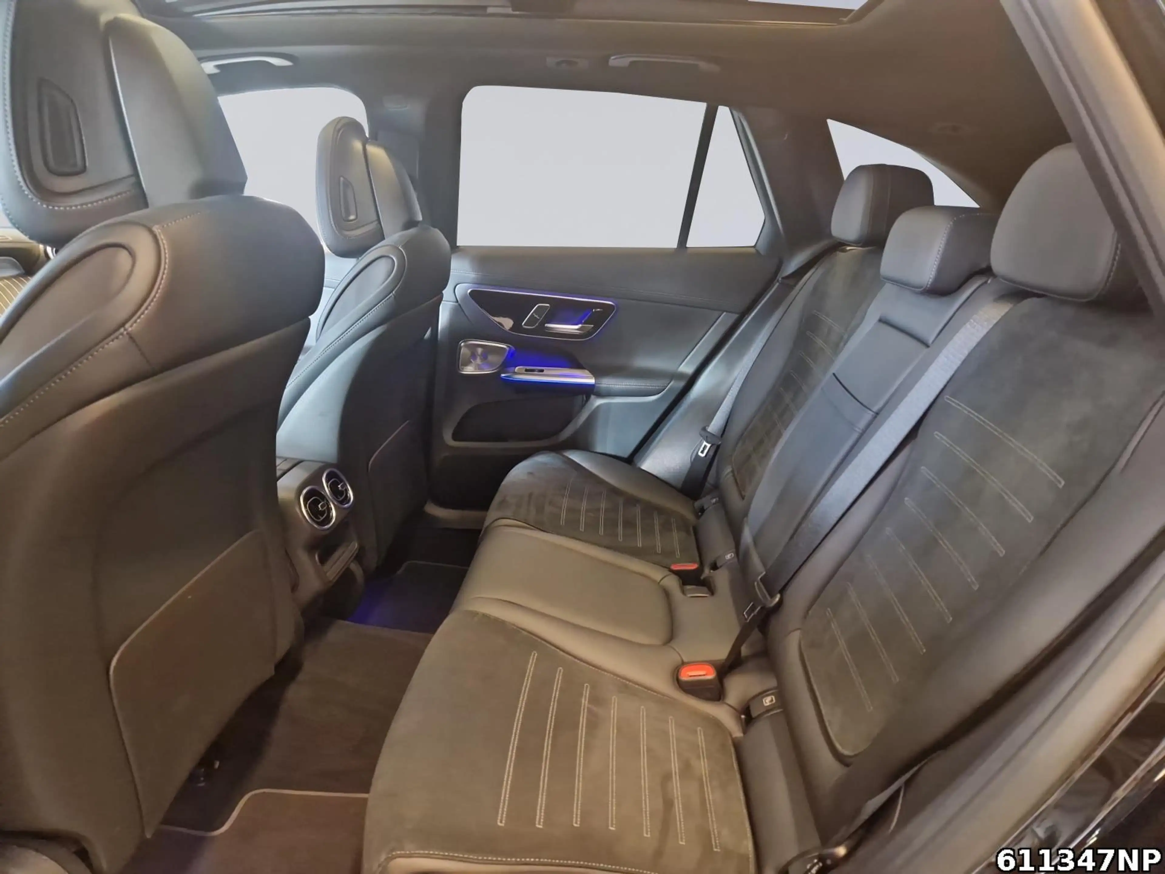 Mercedes-Benz GLC 400 e 4M AMG  Pano AHK Digital Light Memory. — photo 11