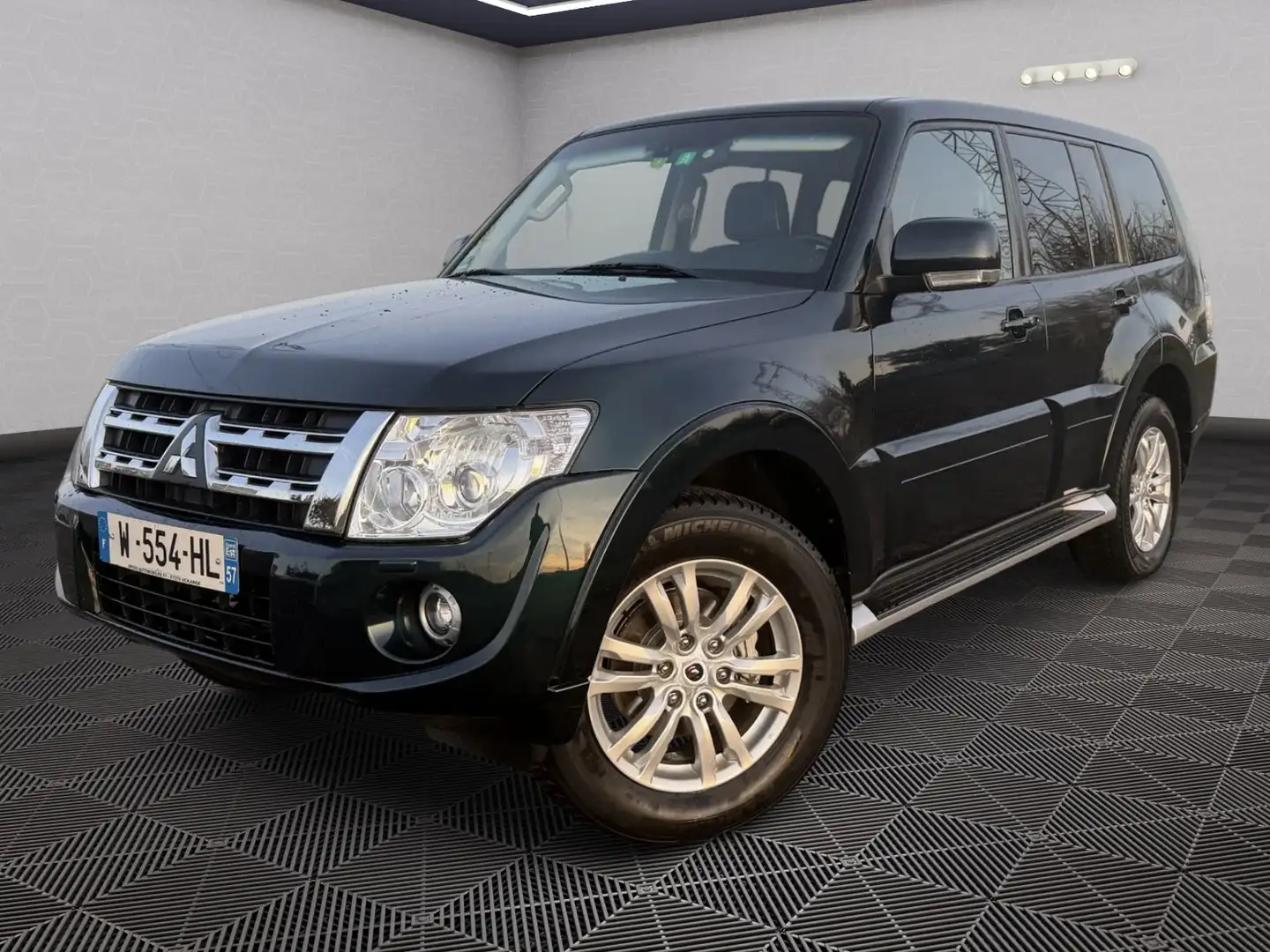 Mitsubishi Pajero 3.2 DI-D Intense (5-trg.) Vert - 1