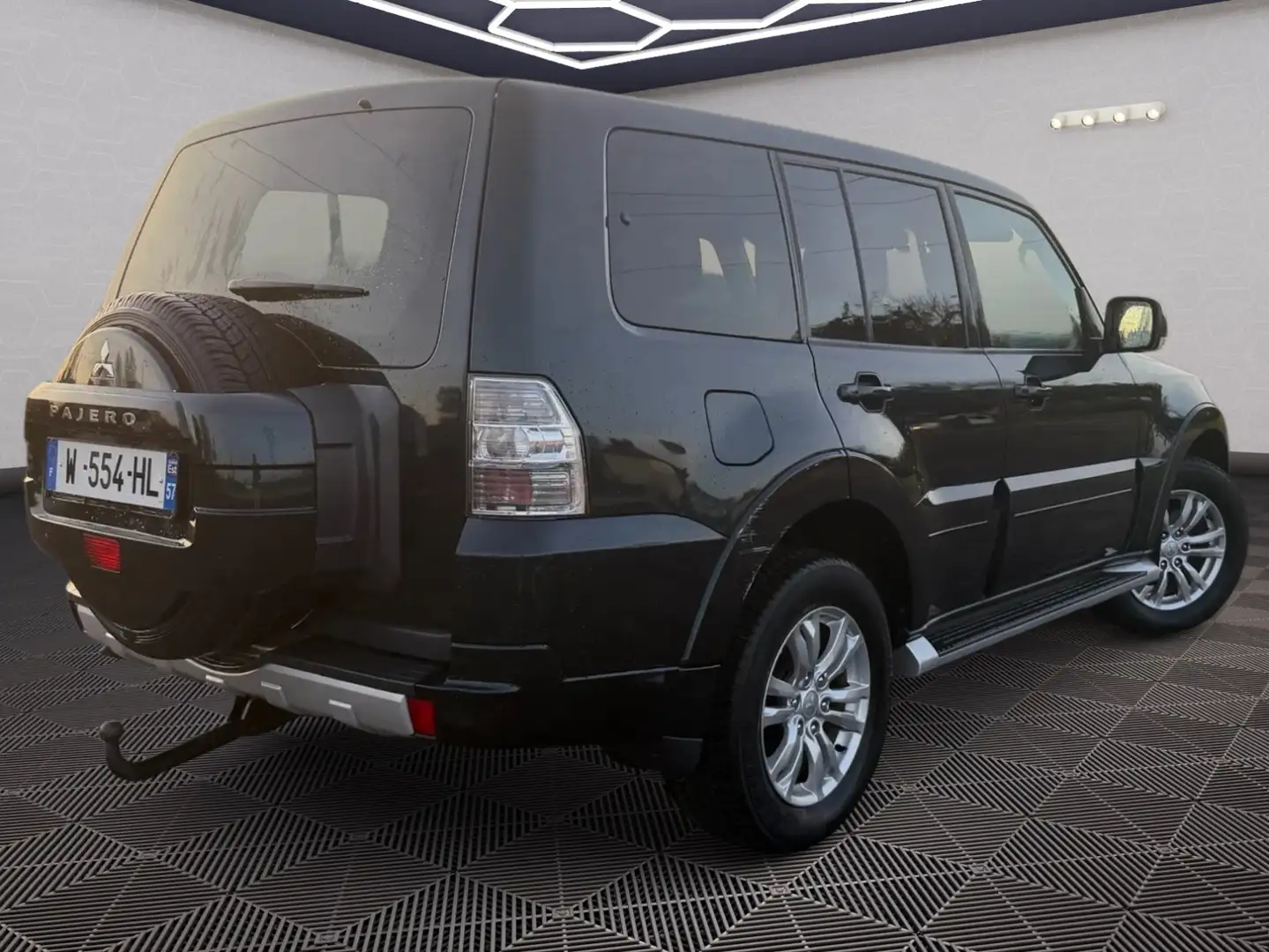 Mitsubishi Pajero 3.2 DI-D Intense (5-trg.) Vert - 2