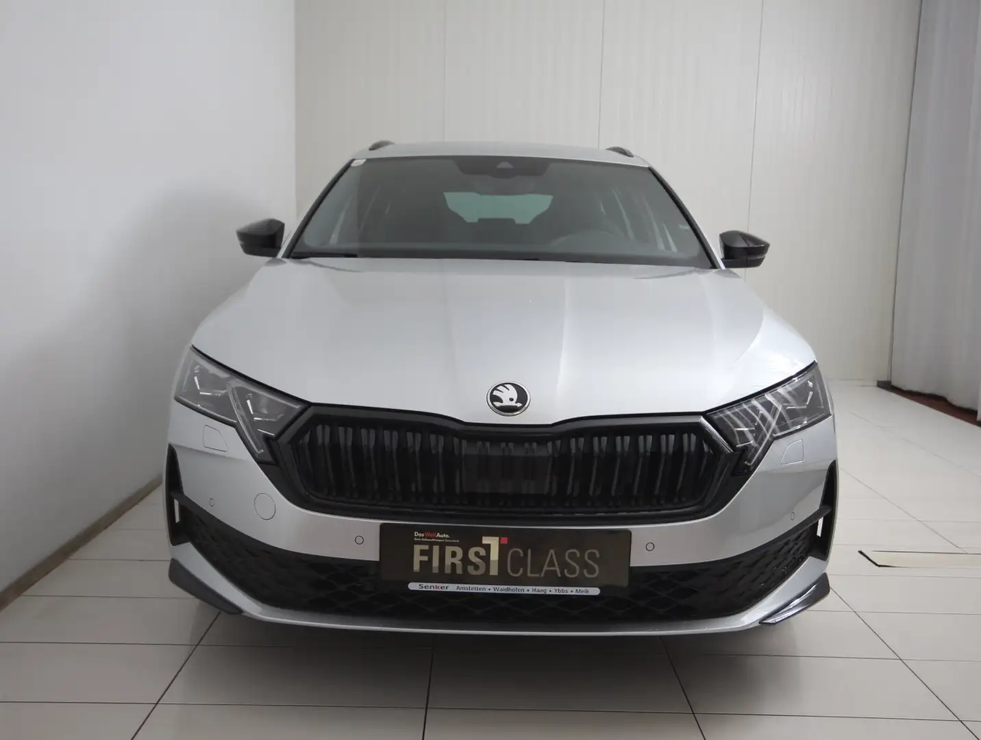 Skoda Octavia Sportline TSI mHEV DSG Plateado - 2