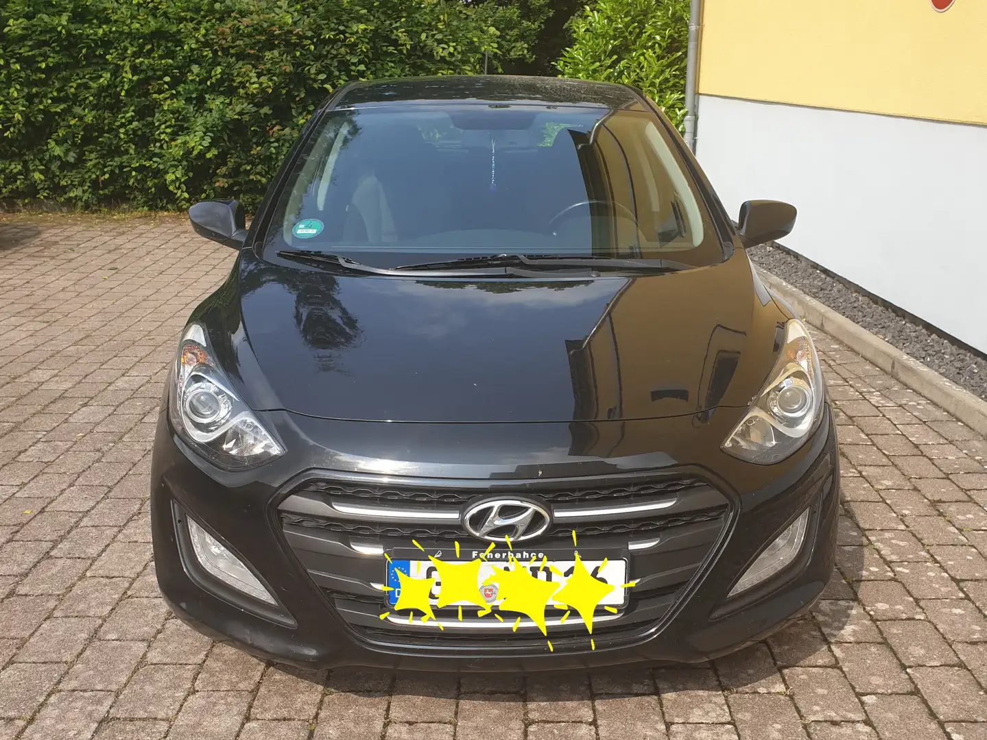 Hyundai i30 i30 Diesel 1.6 CRDi Fifa World Cup Edition Schwarz - 1