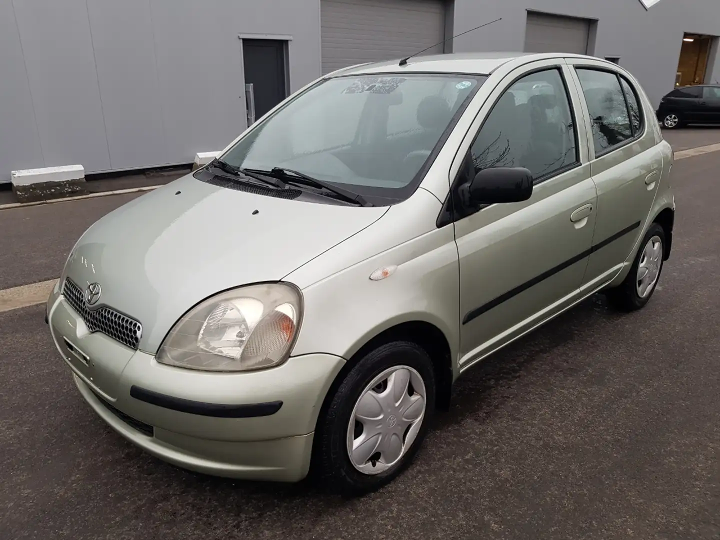 Toyota Yaris 1.4 Turbo D4D Linea Luna Verde - 1