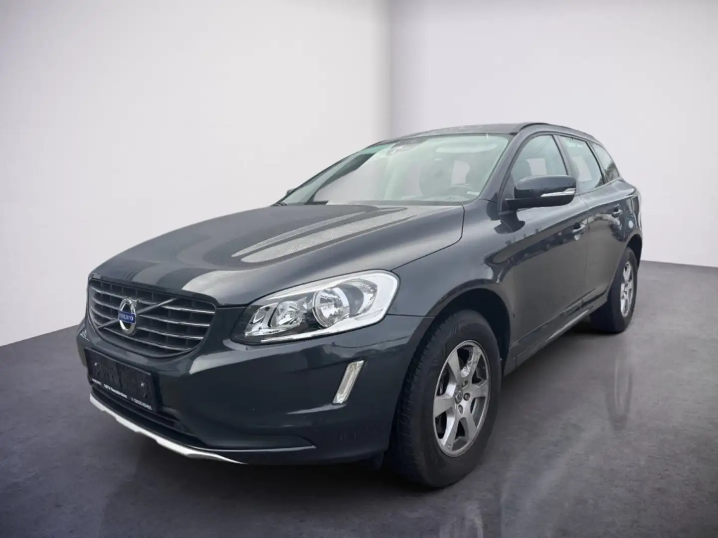 Volvo XC60 D4 Geartronic Kinetic Grau - 1