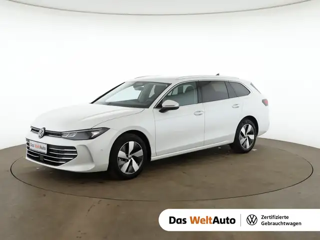 Volkswagen Passat main image