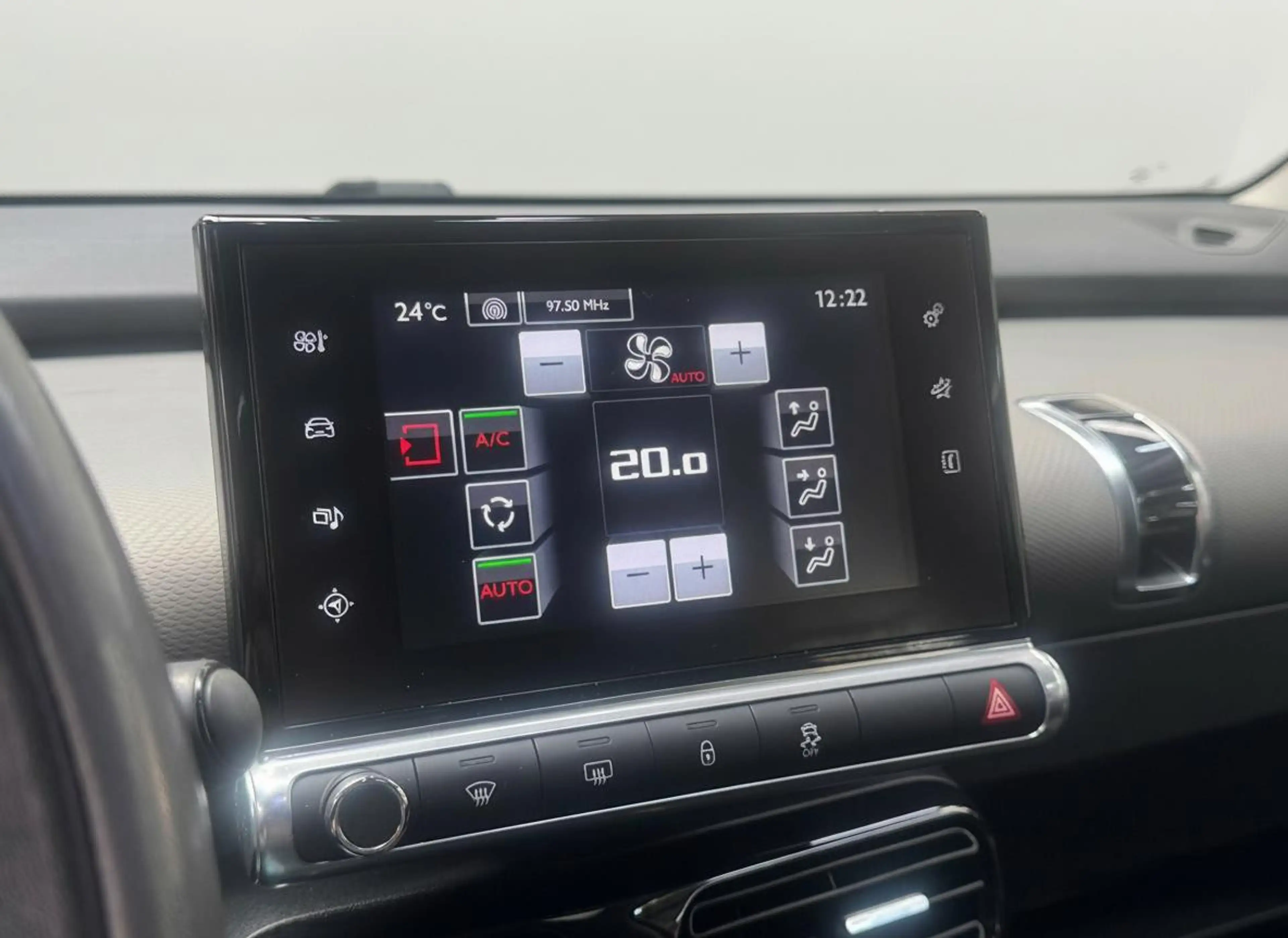 Citroen C4 Cactus 1.2 PT 110 EAT6 Shine | Automaat | Panoramadak | P — photo 10