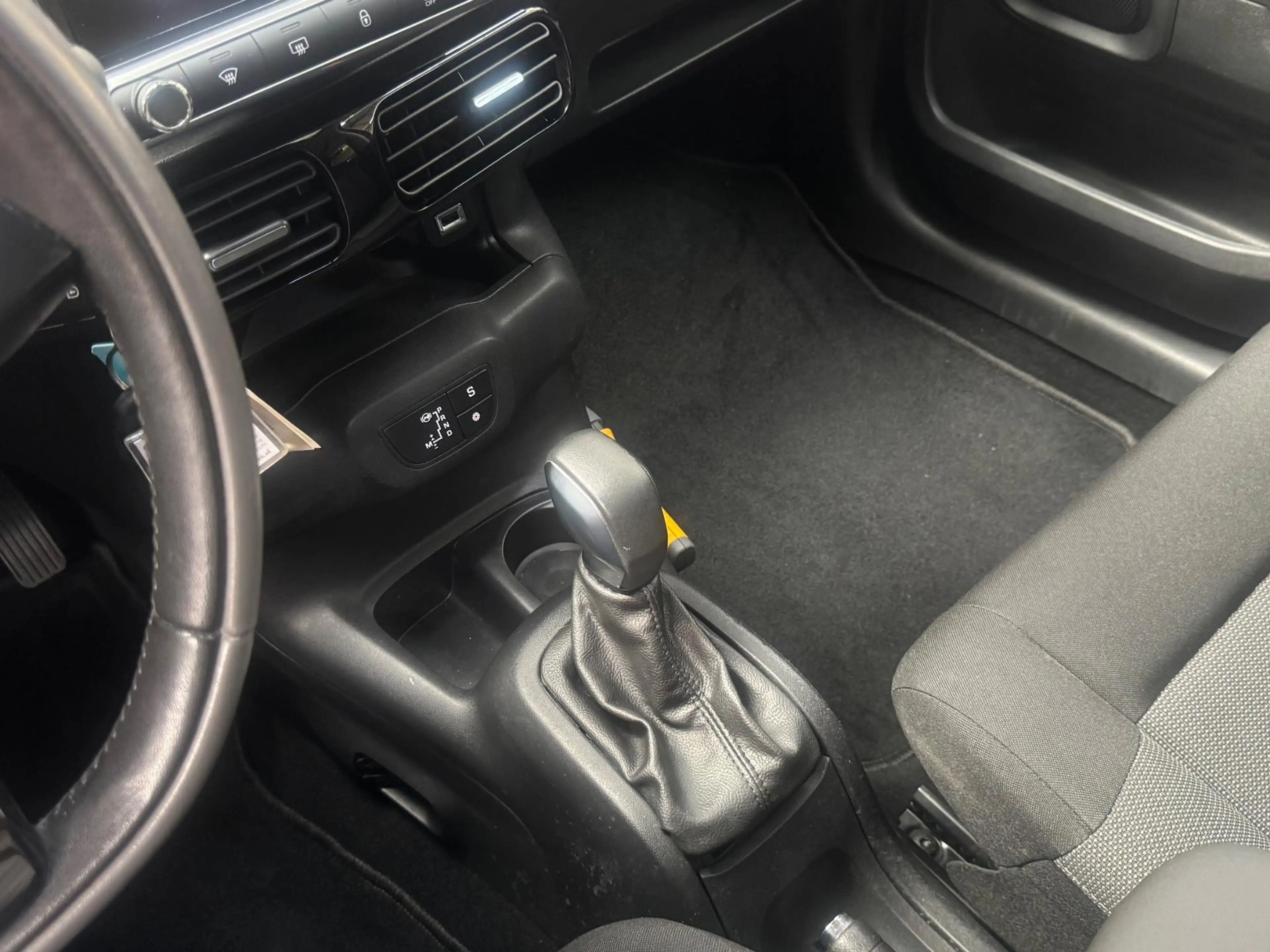 Citroen C4 Cactus 1.2 PT 110 EAT6 Shine | Automaat | Panoramadak | P — photo 13