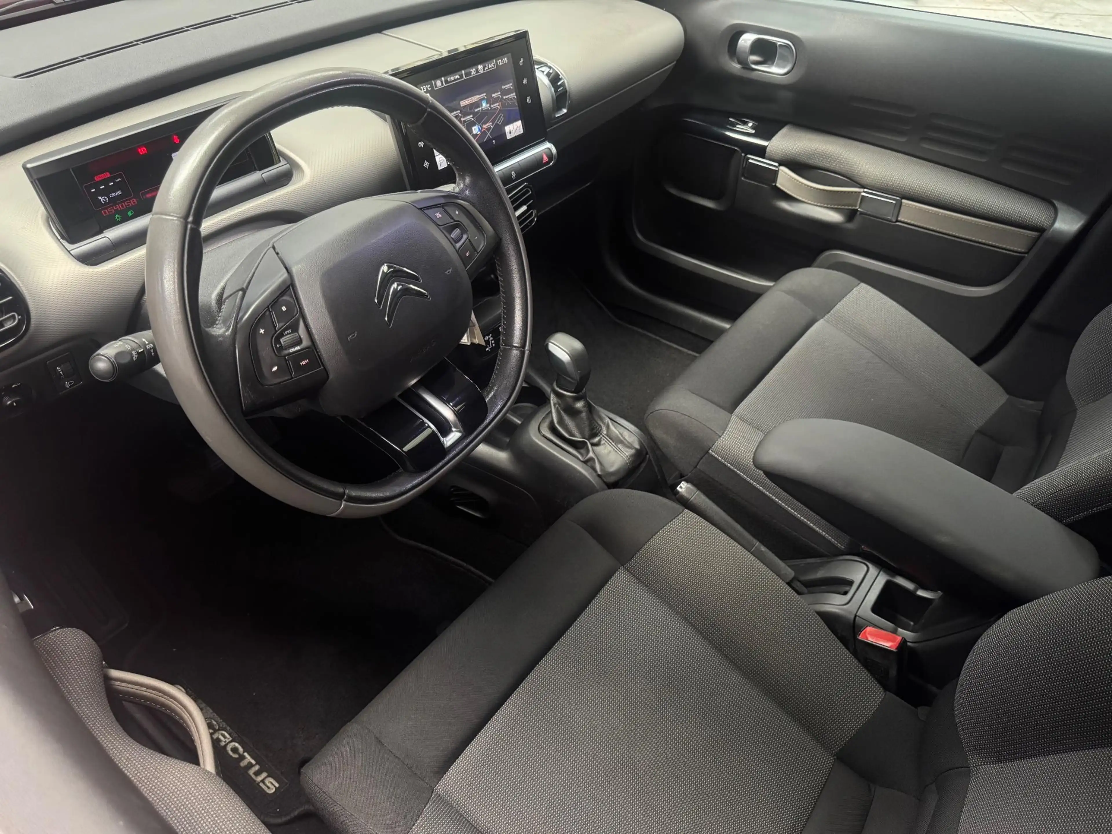 Citroen C4 Cactus 1.2 PT 110 EAT6 Shine | Automaat | Panoramadak | P — photo 5