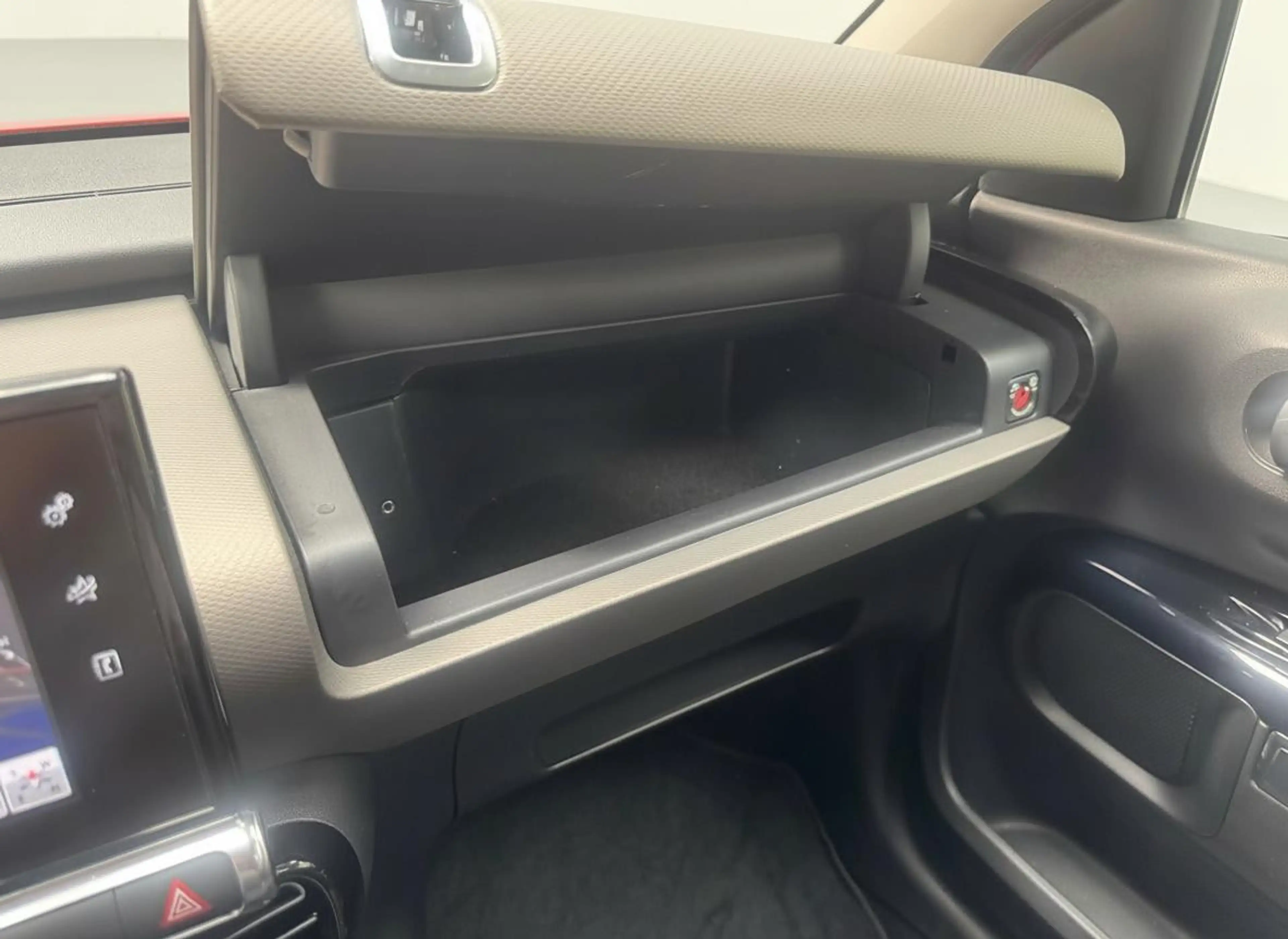 Citroen C4 Cactus 1.2 PT 110 EAT6 Shine | Automaat | Panoramadak | P — photo 18