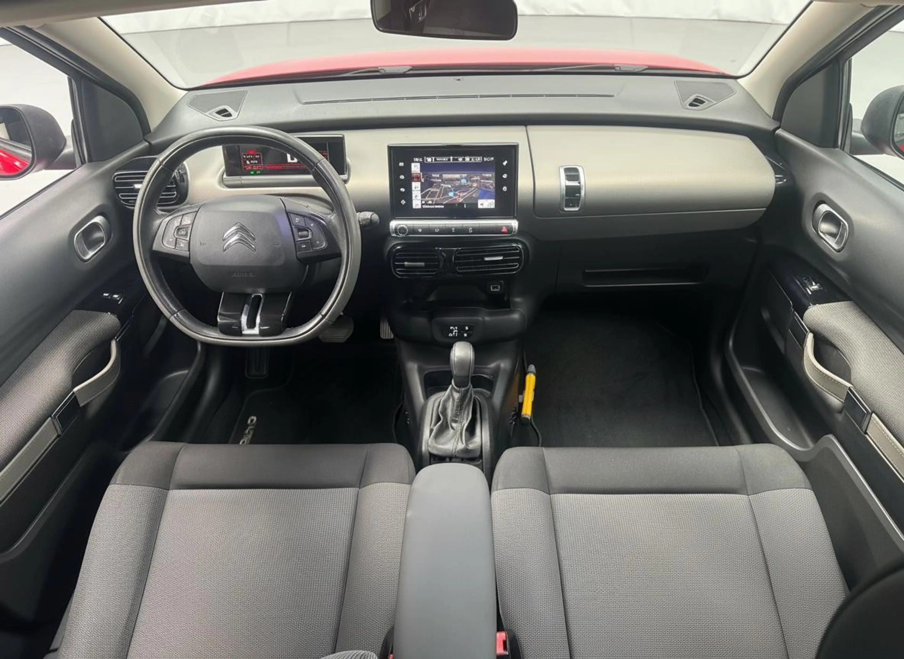 Citroen C4 Cactus 1.2 PT 110 EAT6 Shine | Automaat | Panoramadak | P — photo 4