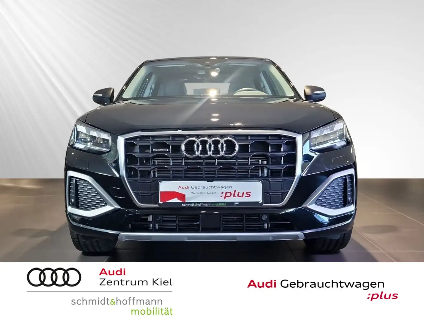 Audi Q2 40 TFSI quattro advanced Panorama LED Klima Navi Schwarz - 2