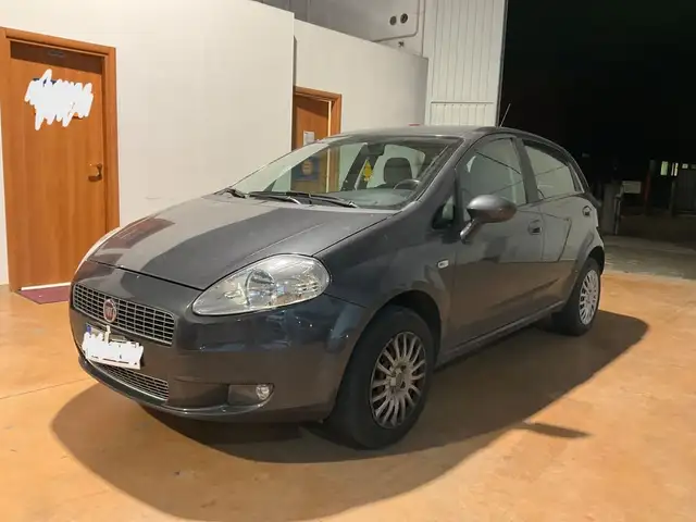 Fiat Grande Punto Grande Punto III 2005 5p 1.4 natural power Active