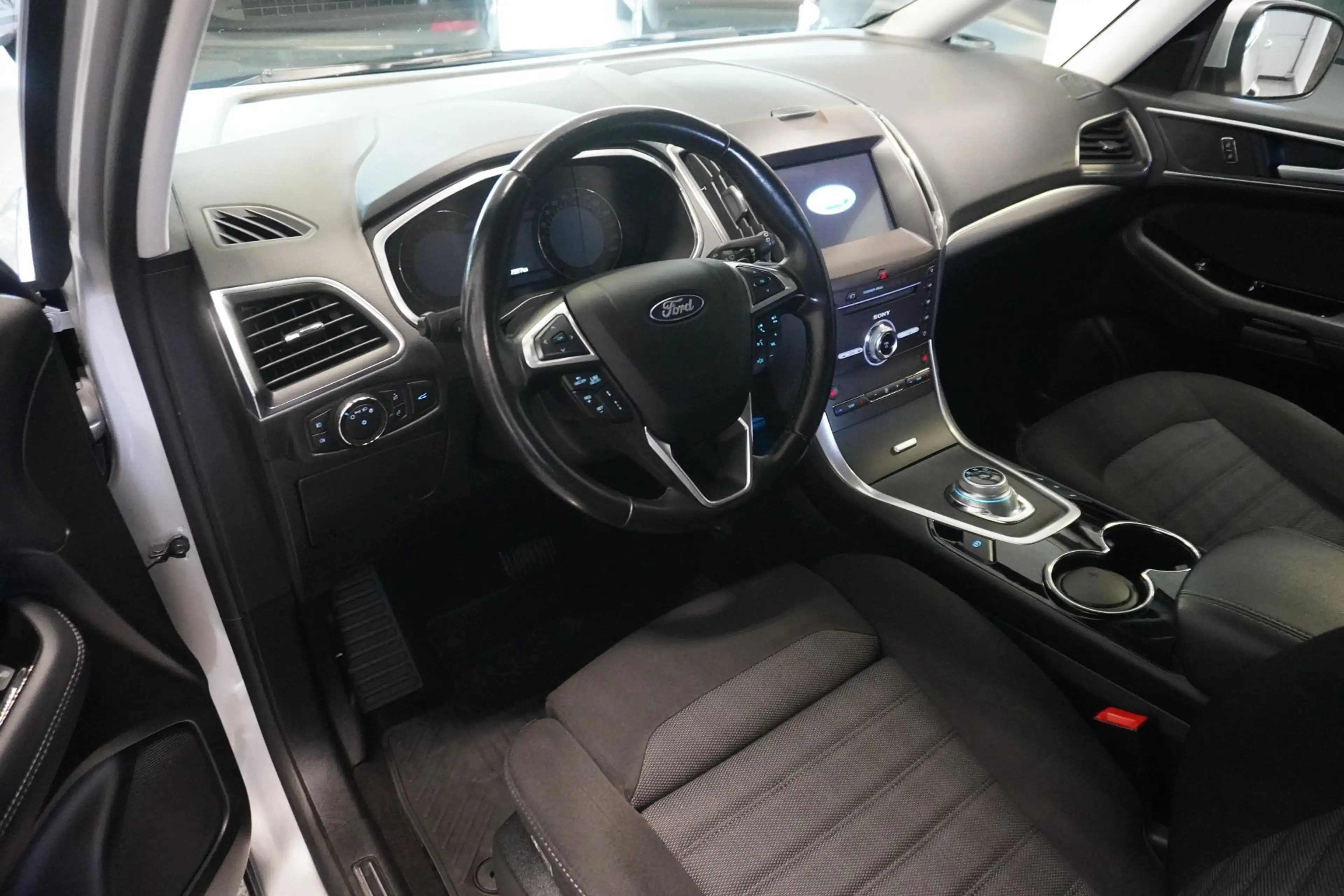 Ford Galaxy 2.0 EcoBlue Titanium AWD Start/Stopp  Virtual/Nav — photo 7