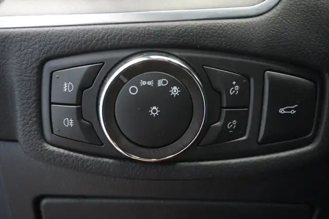 Ford Galaxy view 15