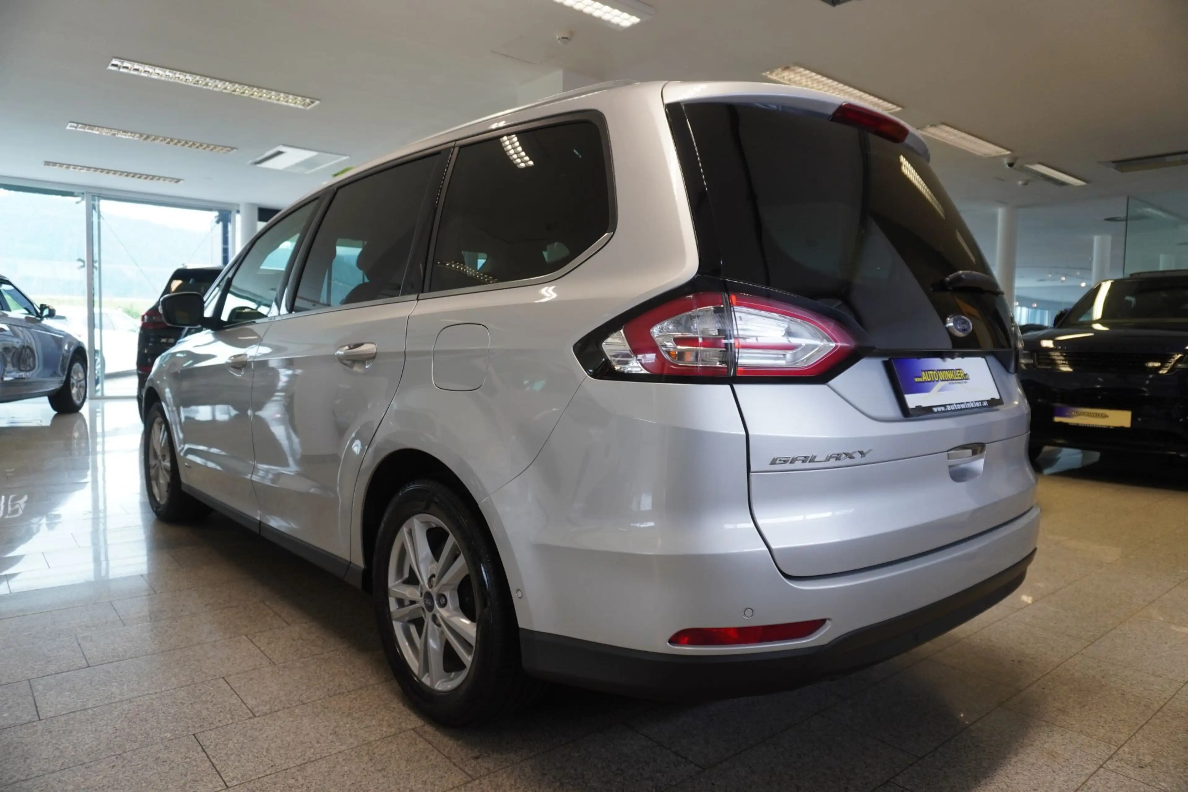Ford Galaxy 2.0 EcoBlue Titanium AWD Start/Stopp  Virtual/Nav — photo 4