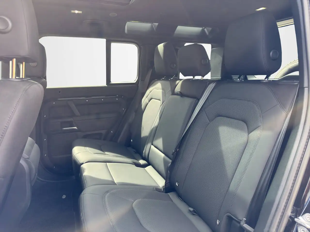 Land Rover Defender 110 PHEV 2.0 Turbo P300e S (221 kW) S *LUCHTVERING PANORAMADAK 360° CAMERA, миниатюра 19
