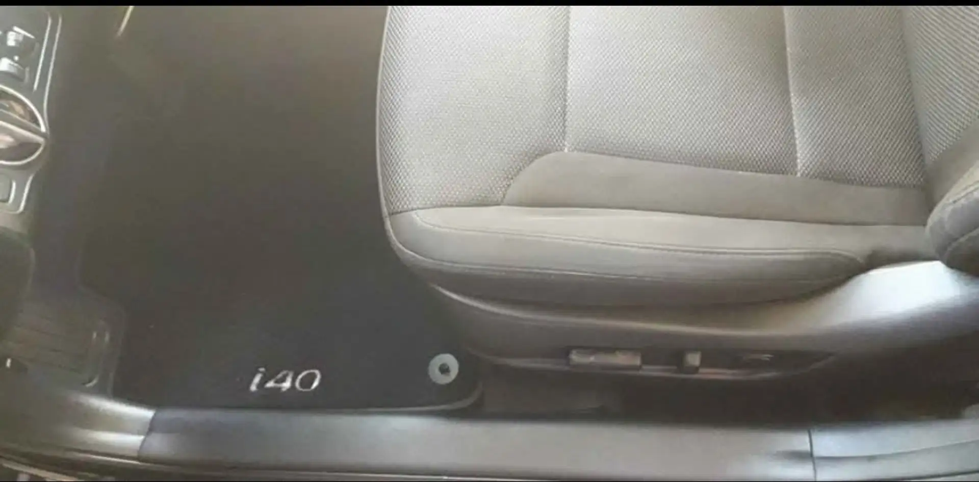 Hyundai i40 Wagon 1.7 crdi Comfort 136cv - 2