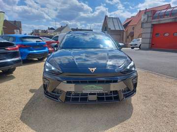 Cupra Leon SP 1.5 TSI DSG * SPORTSTOURER * CAMERA * STUUR- EN ZETELVERWARMING * NIEUWSTAAT!!