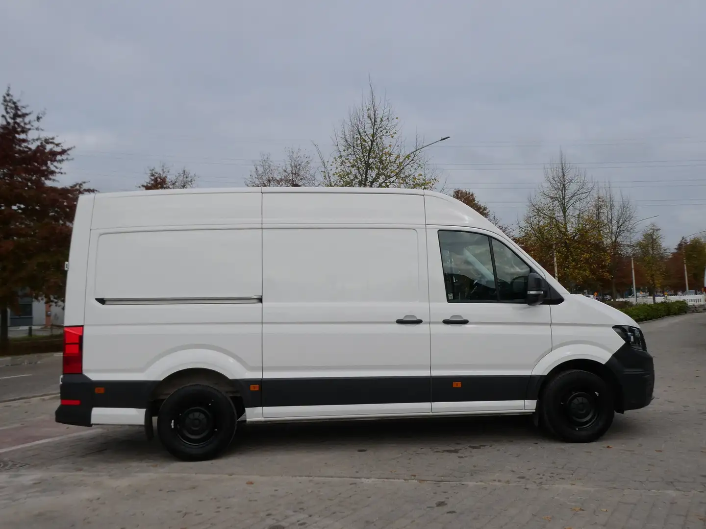 Volkswagen Crafter Crafter 2.0tdi-140pk *Euro-6d* 3pl, Cruise, Camera Weiß - 2