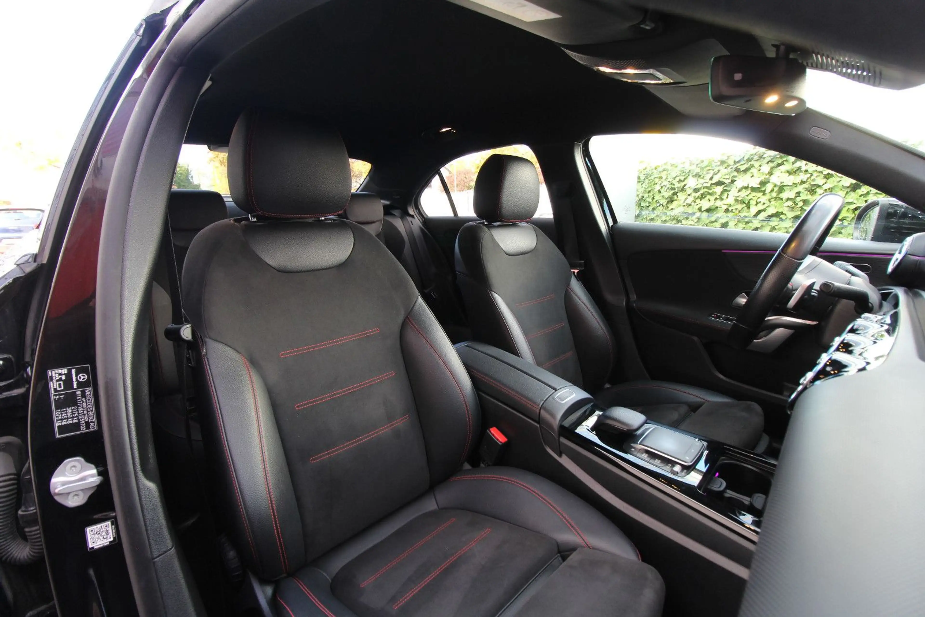 Mercedes-Benz A 250 e Limousine ~AMG~Standheizung~Kamera~AHK — photo 14