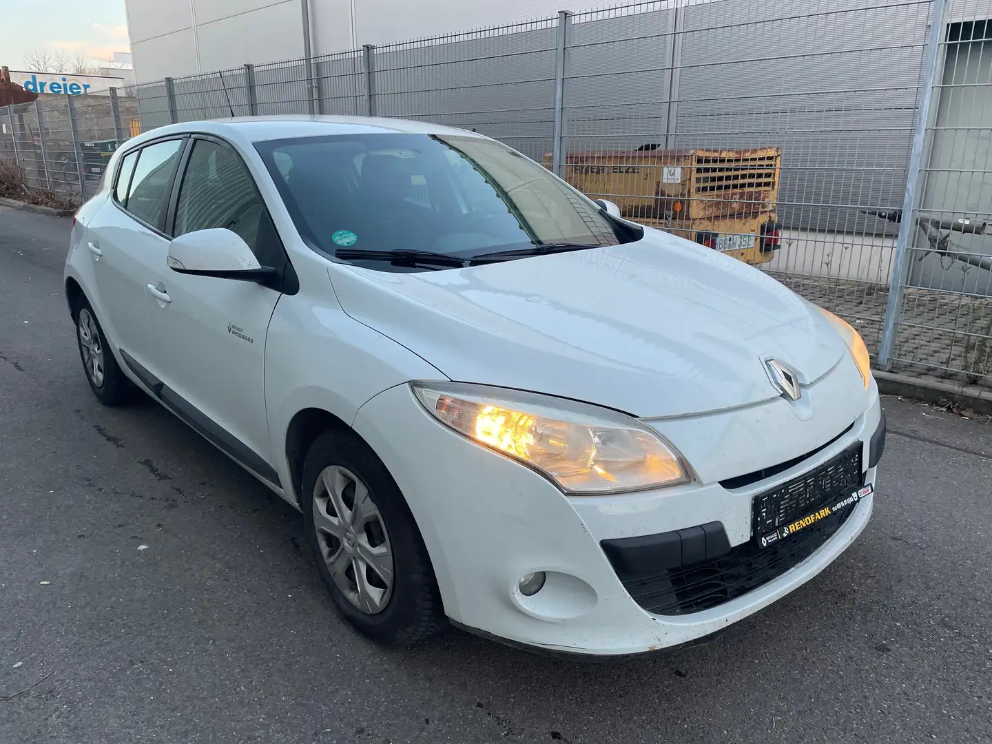 Renault Megane Expression Klima/Tüv bis 08-26 White - 2