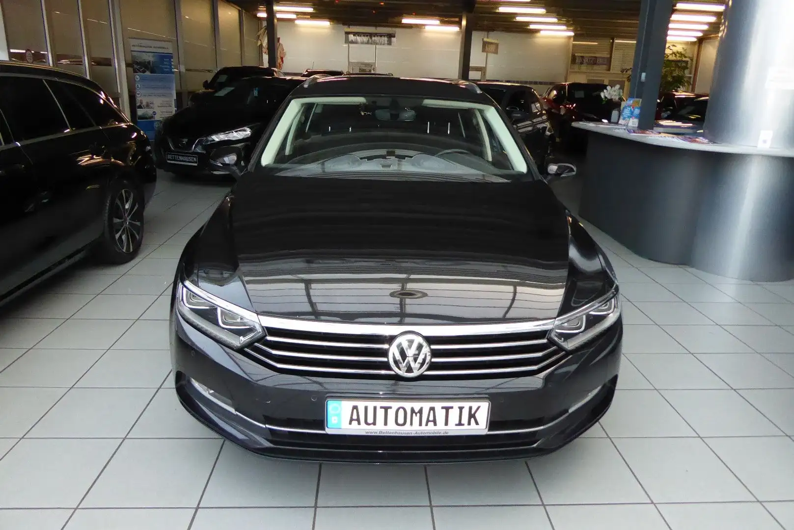 Volkswagen Passat Variant Comfort Automatik SHZ R-Kamera Noir - 2