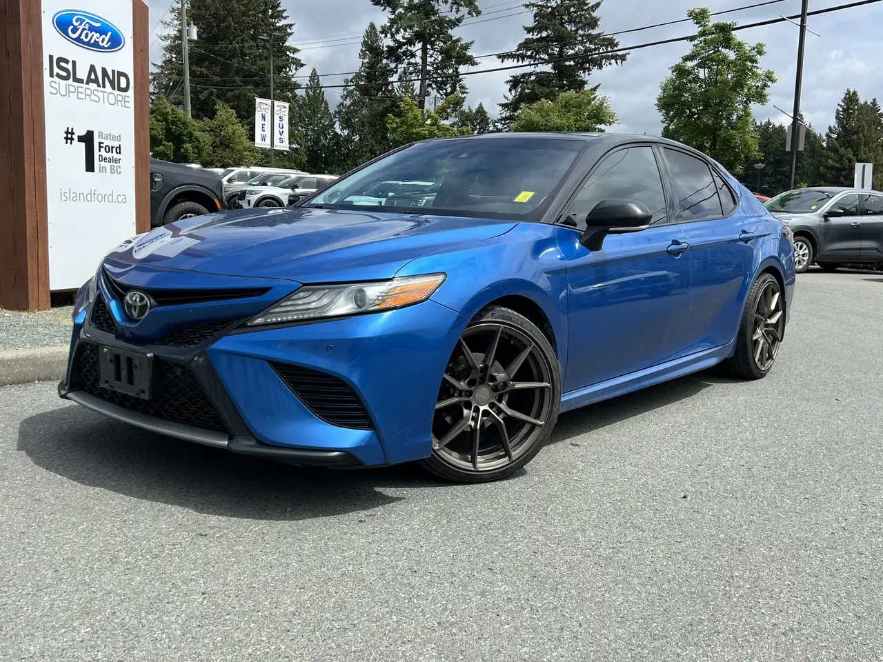 Toyota Camry снимка Toyota Camry