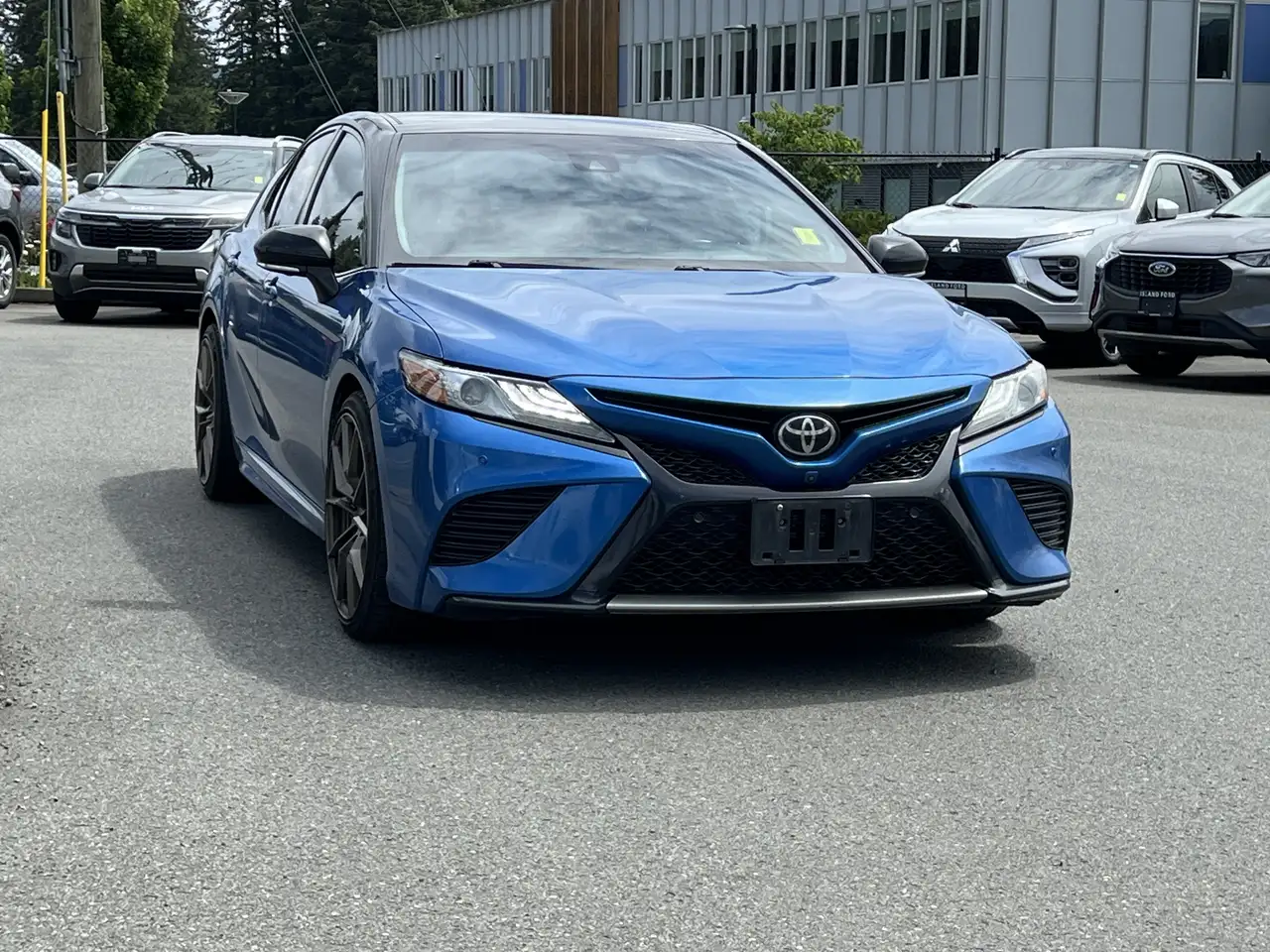 Toyota Camry снимка Toyota Camry