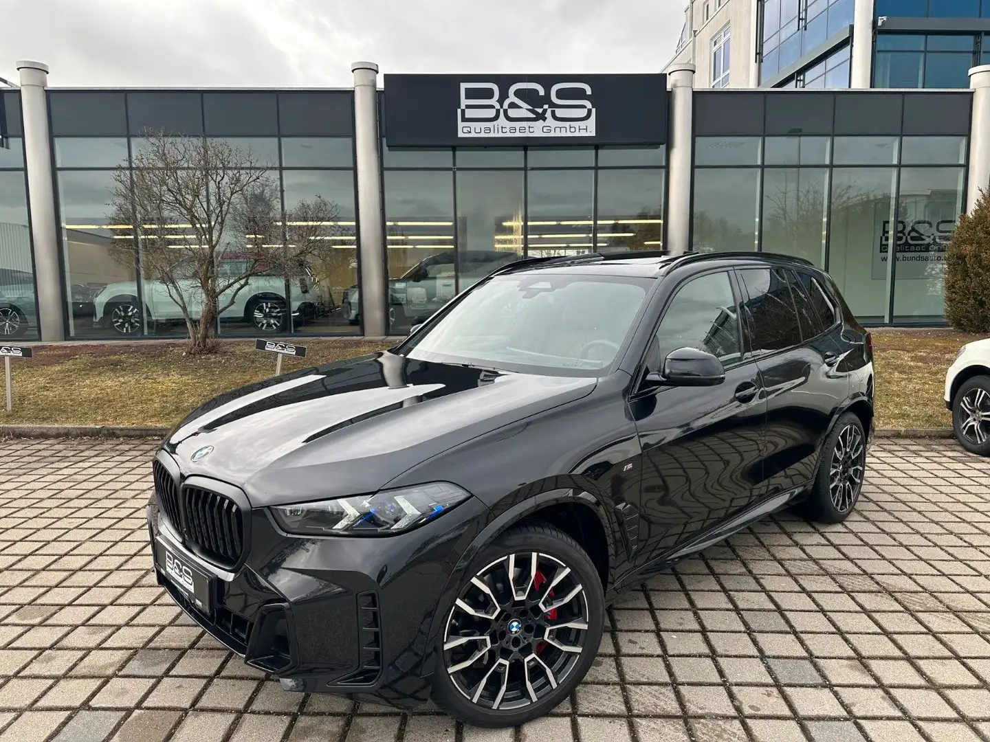 BMW X5 30d xDrive M Sport ACC,HUD,PANO,HARMAN,LUFT,. Schwarz - 2