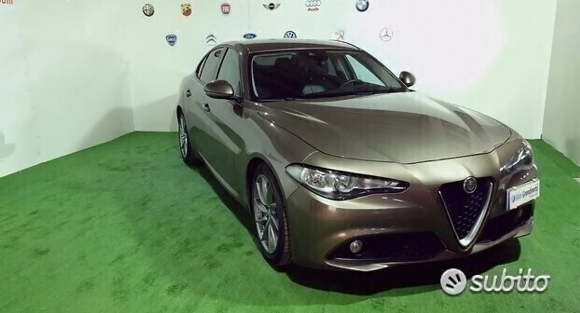 Alfa Romeo Giulia Giulia 2.2 Turbodiesel 136 CV AT8 Business Marrone - 2