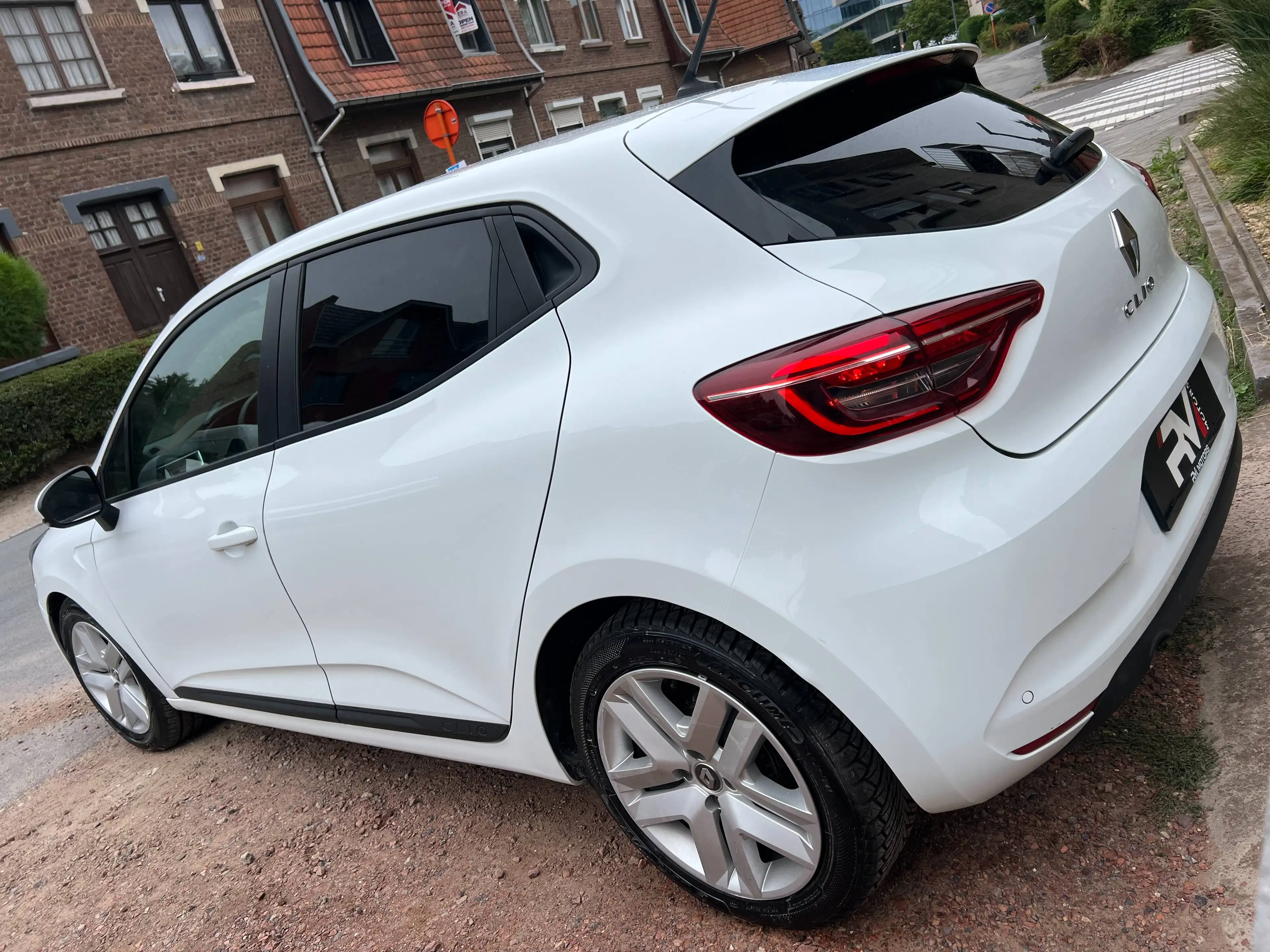 Renault Clio Clio 1.0 TCe Equilibre GPF — photo 5
