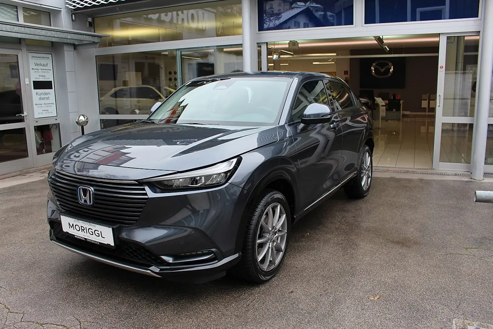 Honda HR-V 1,5 i-MMD Hybrid 2WD Advance Aut. Gris - 2