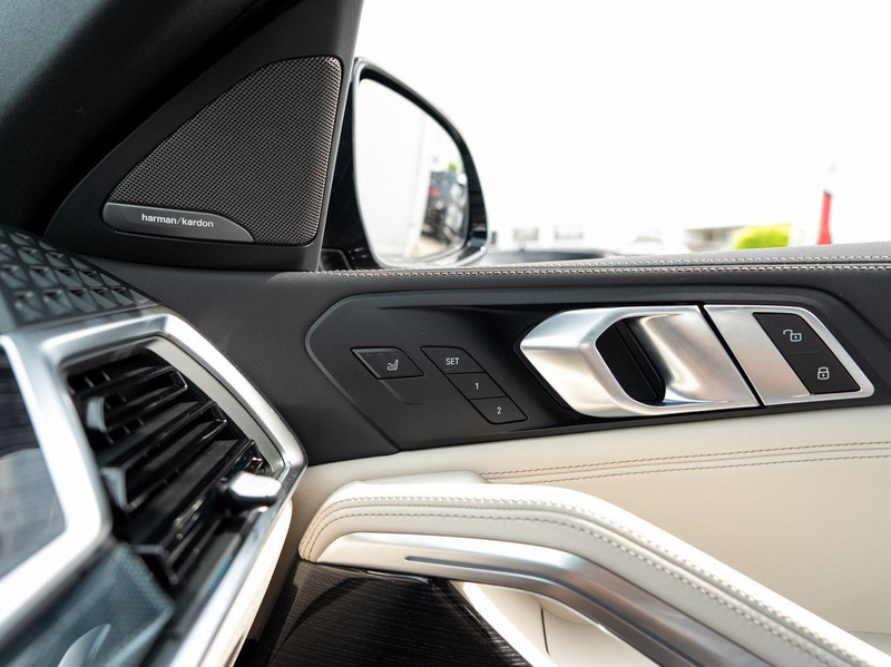 BMW X6 xDrive40d M-SportPRO 22 SKY Luft StHzg Massag — photo 15