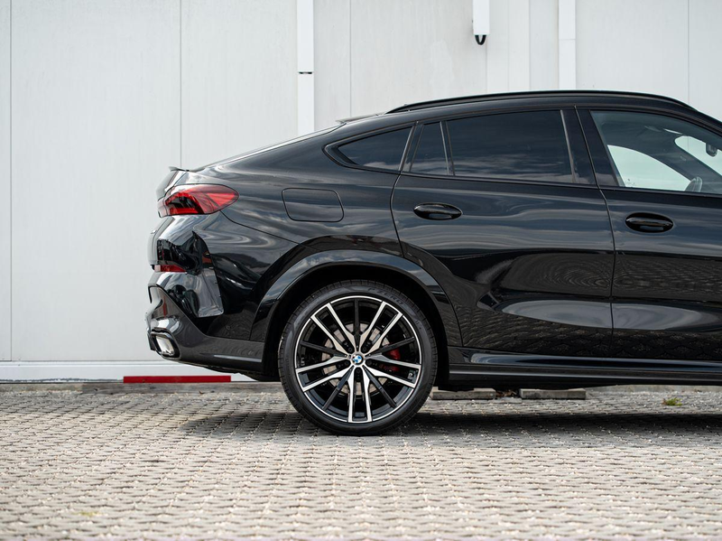 BMW X6 xDrive40d M-SportPRO 22 SKY Luft StHzg Massag — photo 5