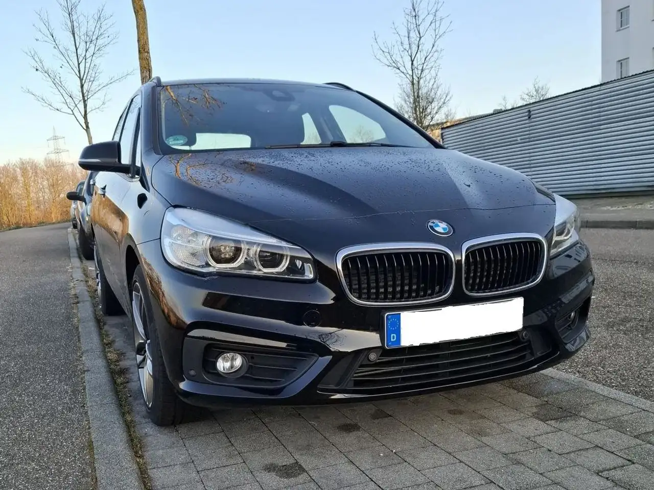 BMW 218