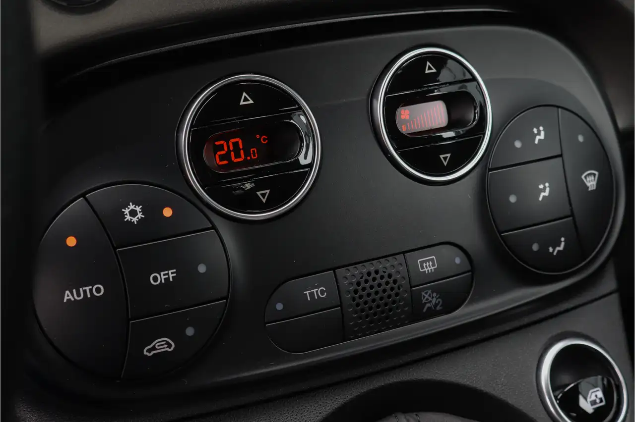 Abarth 595C 2022 — фото 21