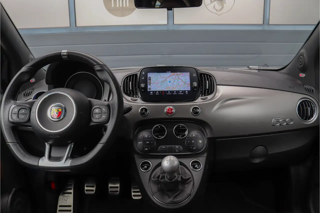 Abarth 595C 2022 — фото 14