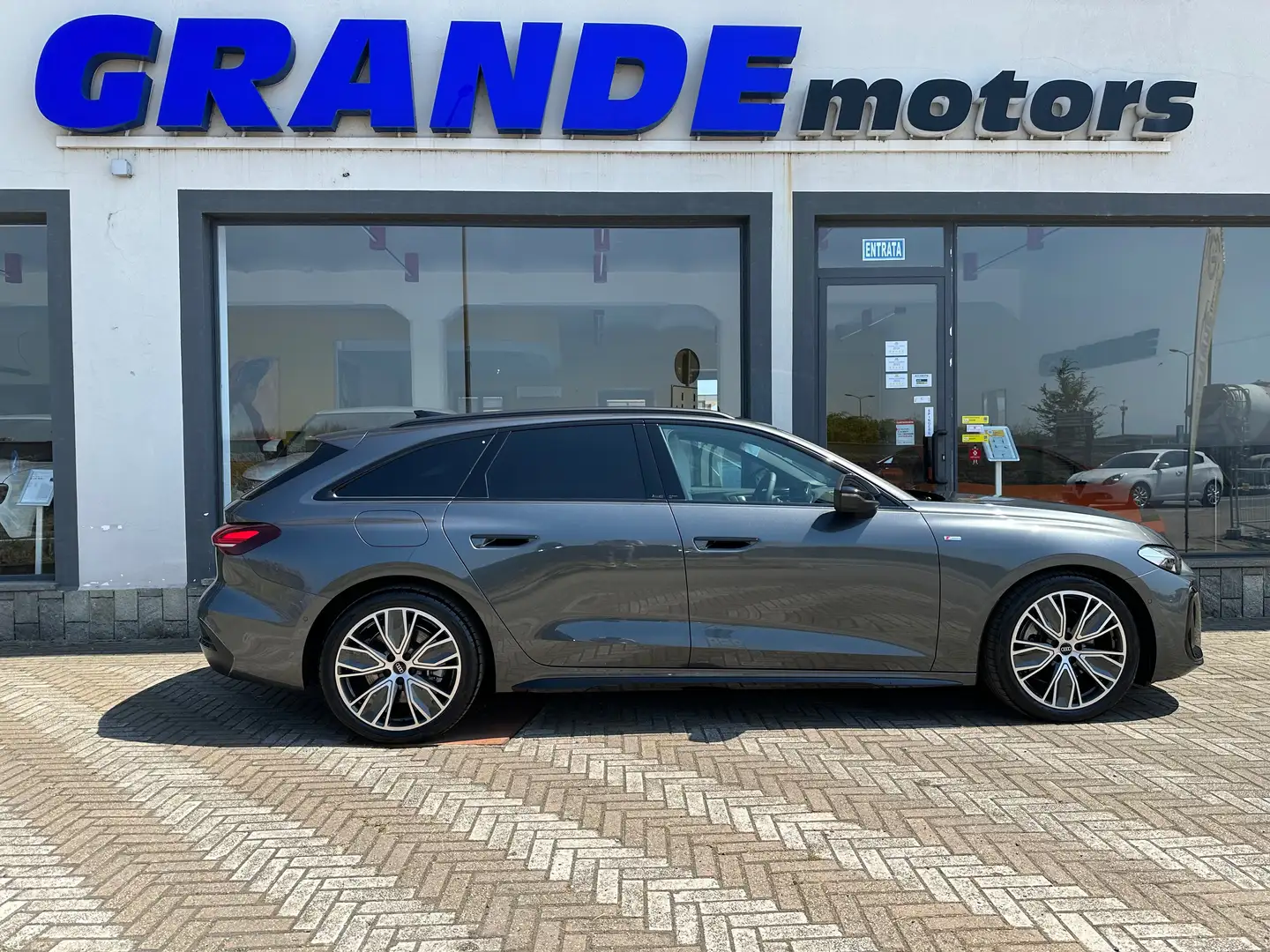 Audi A5 Audi A5 Avant S line edition TDI 204 Cv MHEV Grijs - 2