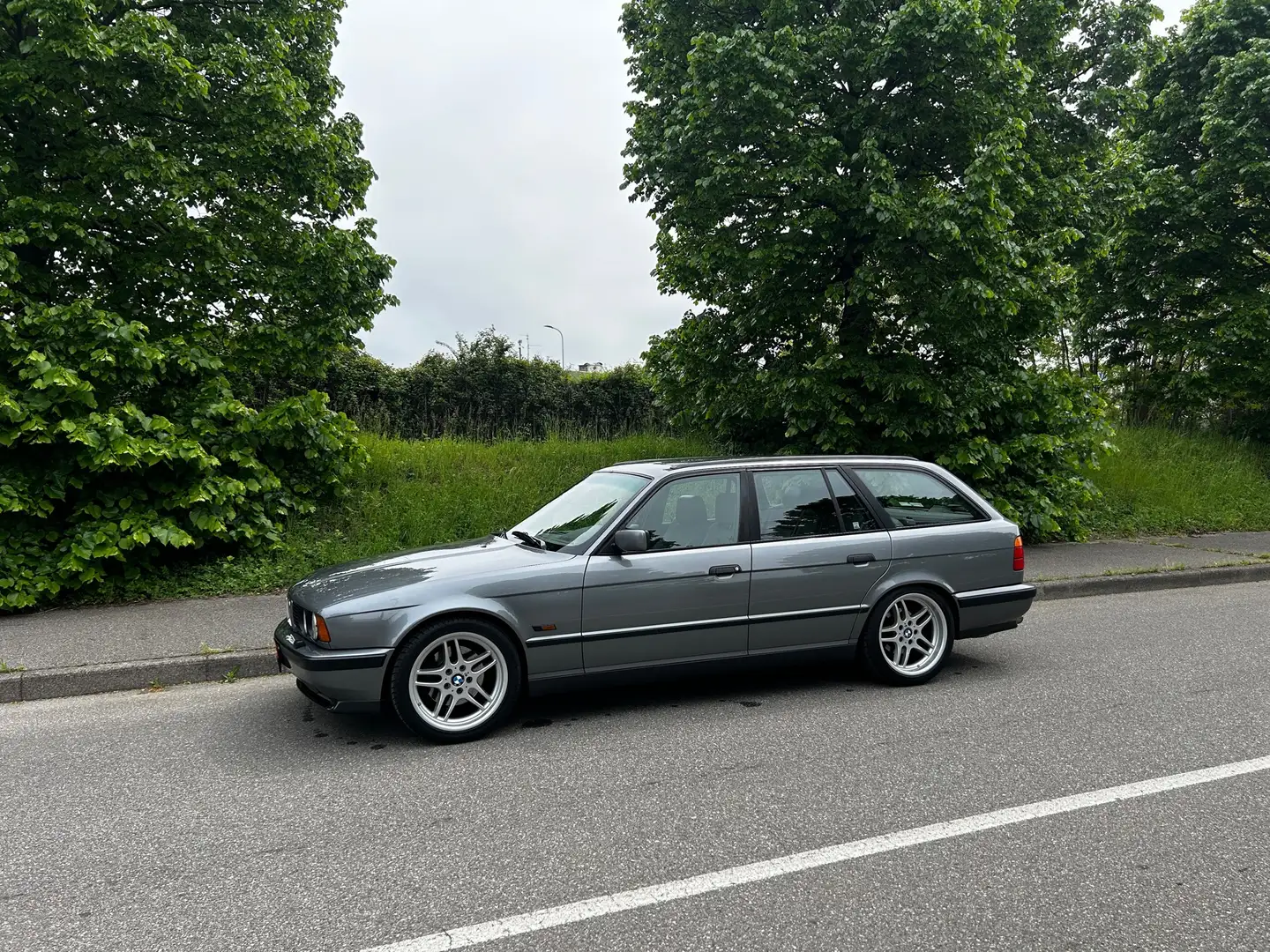 BMW M5 E34 Touring Nurburgring Grey - 2