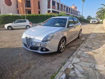 Giulietta 2.0JTDm Distinctive TCT 175 Distinctive