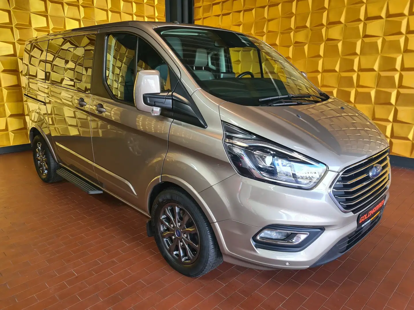Ford Tourneo Custom L1 STANDH/KAMERA/XENON/NAV/8-S Silber - 2