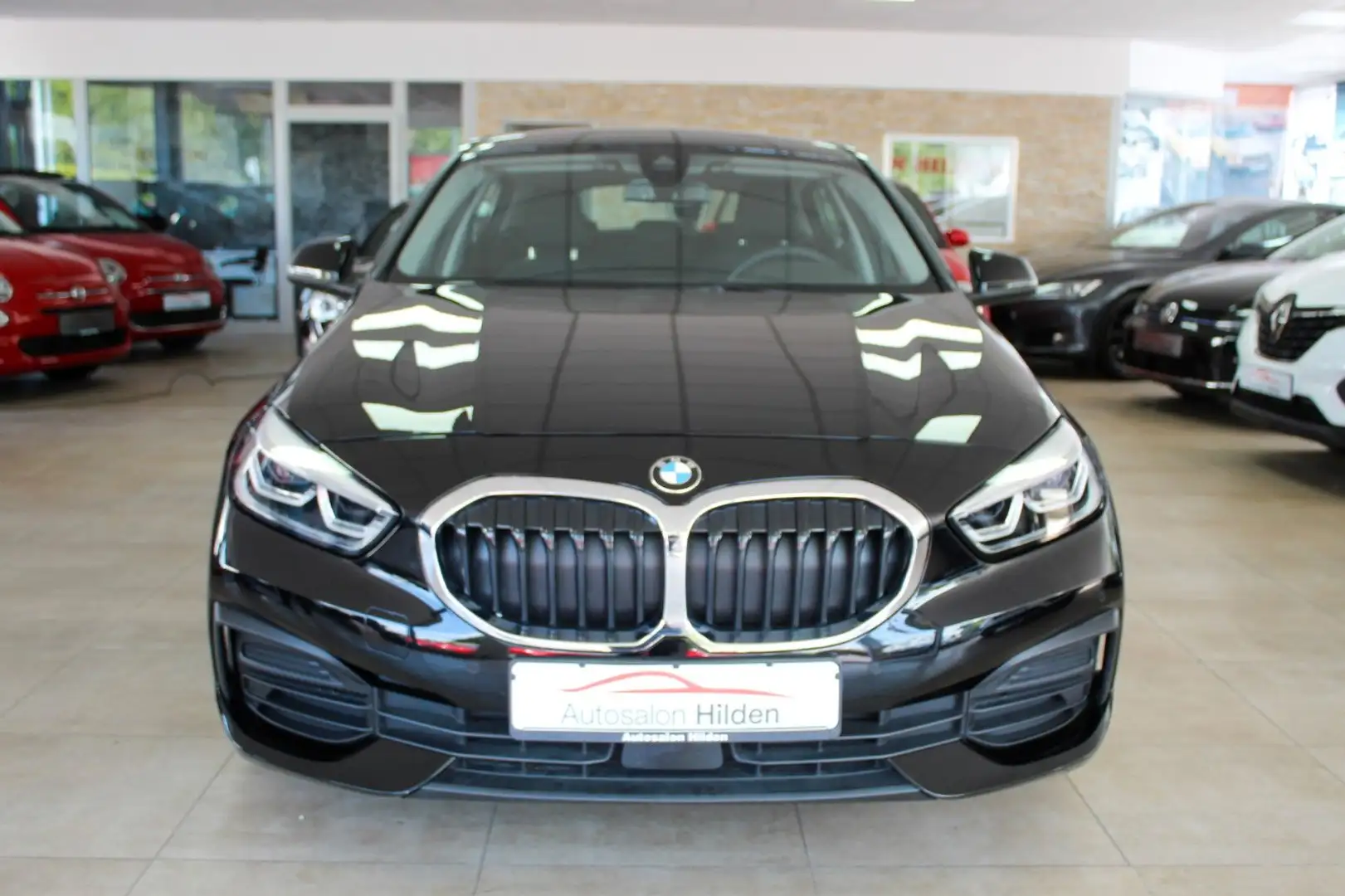 BMW 118 i Automatik LiveCockpit Prof LED PDC 1.Hand Negro - 2