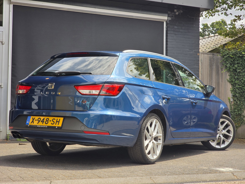 SEAT Leon ST 1.4 TSI FR Business / DCC / CRUISE / CLIMA — photo 6