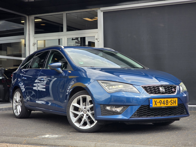 SEAT Leon ST 1.4 TSI FR Business / DCC / CRUISE / CLIMA — photo 8