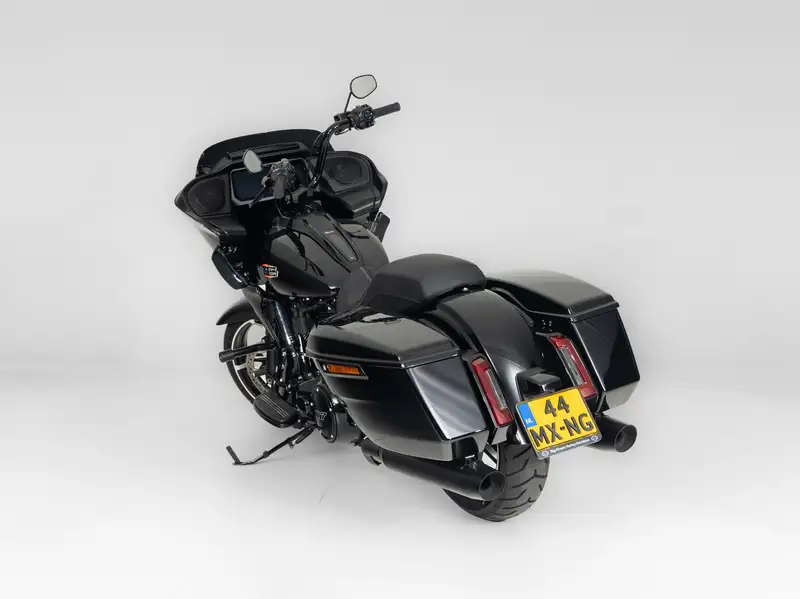 Harley-Davidson Road Glide - foto 4