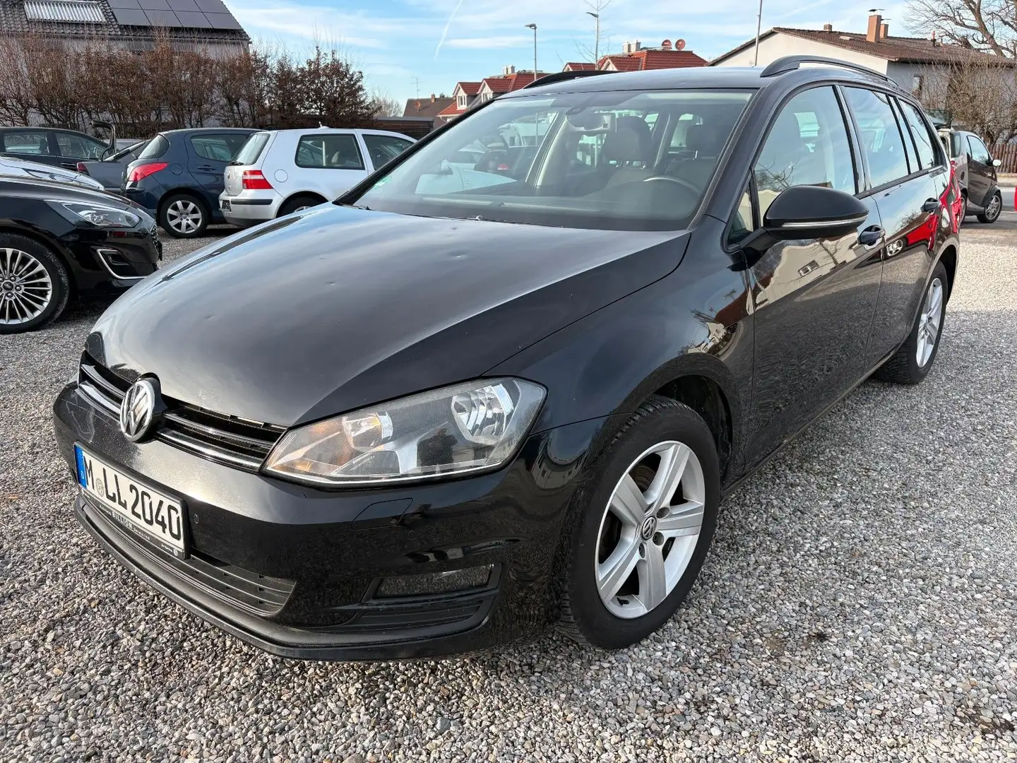 Volkswagen Golf 7  2.0 TDI  Comf*Klimaautomatik*TÜV 07/27 Schwarz - 1