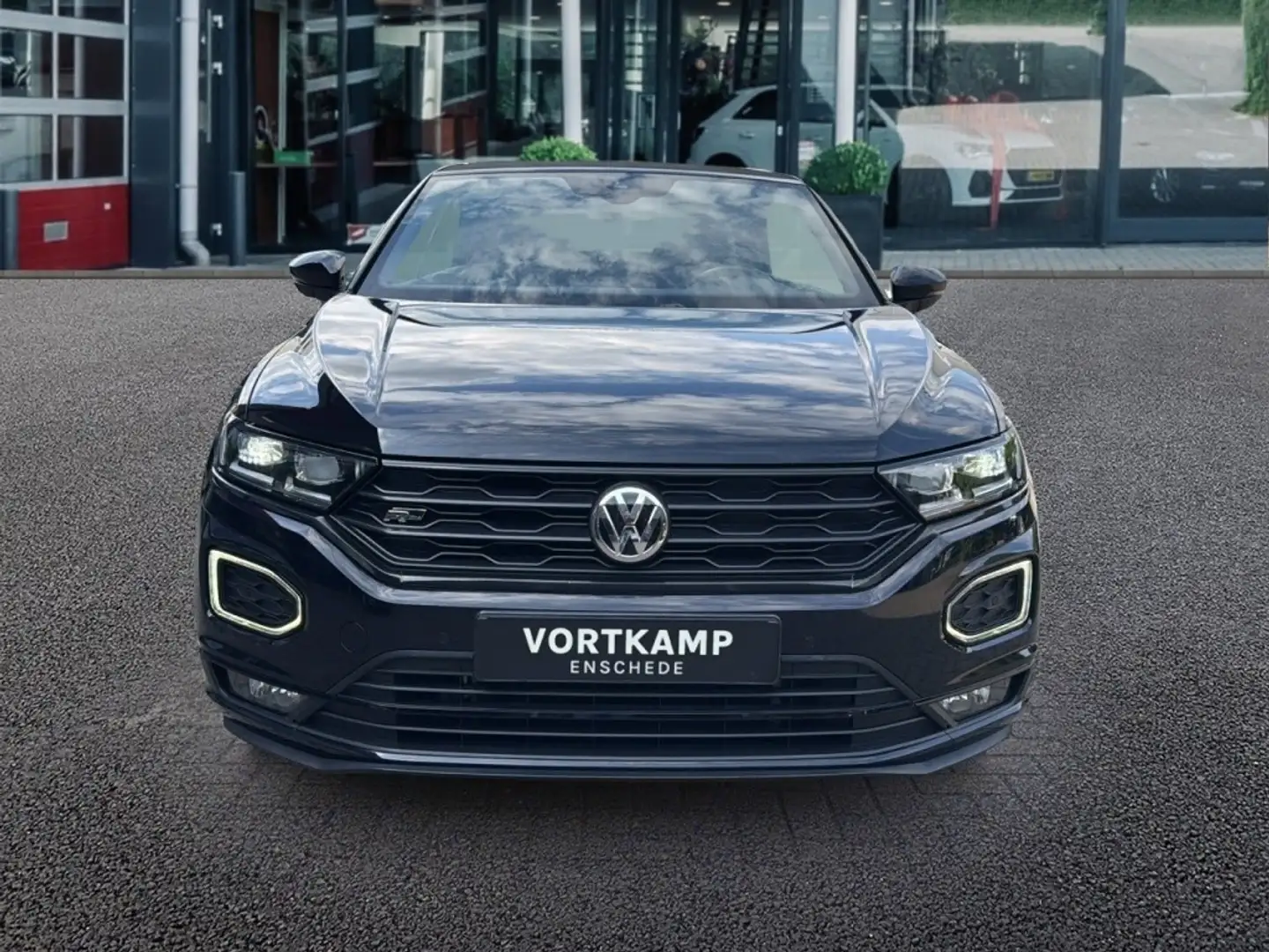 Volkswagen T-Roc 1.5 TSI DSG R-LINE TREKHAAK/BEATS-AUDIO/NAVI/ACC/P Zwart - 2