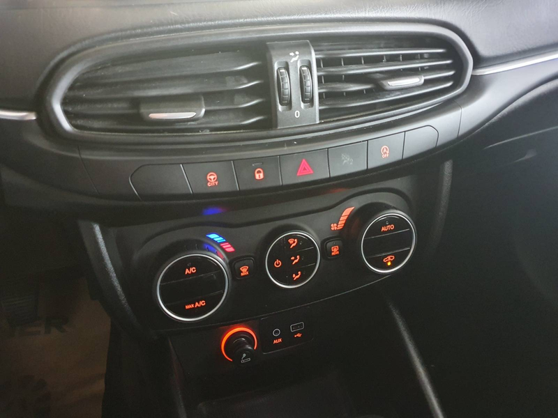 Fiat Tipo 🟢1.6 DIESEL 114CV - GPS - CARNET D'ENTRETIEN — photo 8