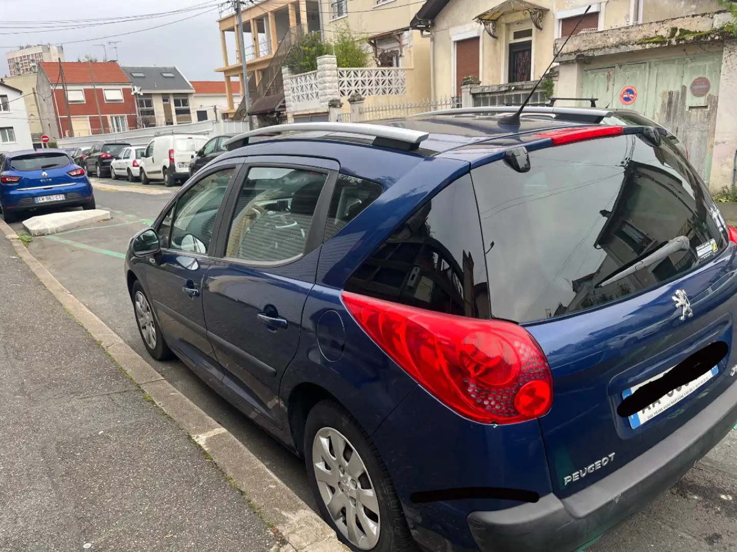 Peugeot 207 SW 1.4 VTi 16V 95ch Premium - 1