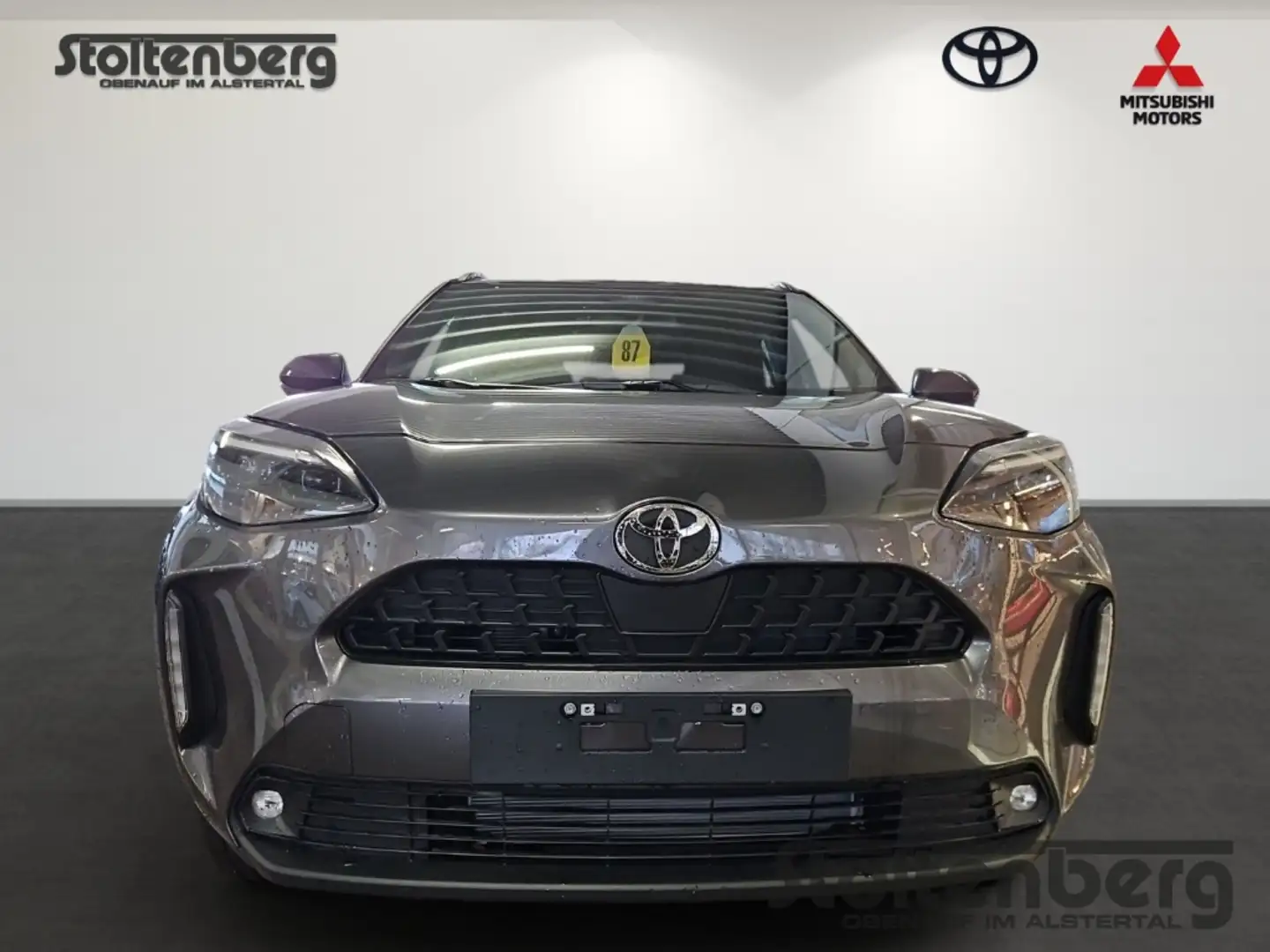 Toyota Yaris Cross 1.5 VVT-iE Hybrid FWD Teamplayer Grey - 2